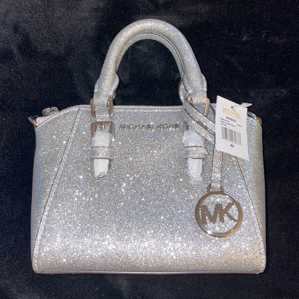 michael kors mini bag silver ✨